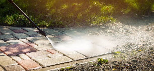 Best Factory Floor Cleaning  in Darien Downtown, CT