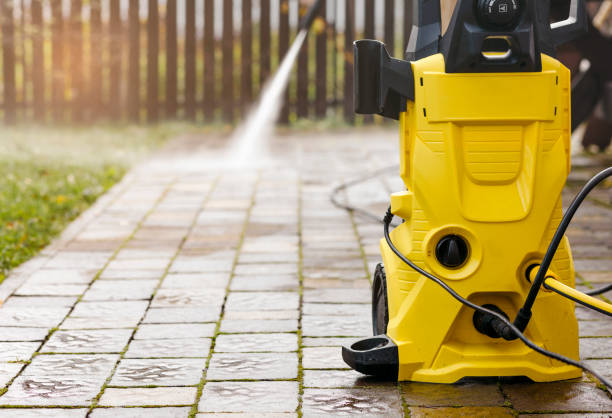 Playground Equipment Cleaning in Darien Downtown, CT